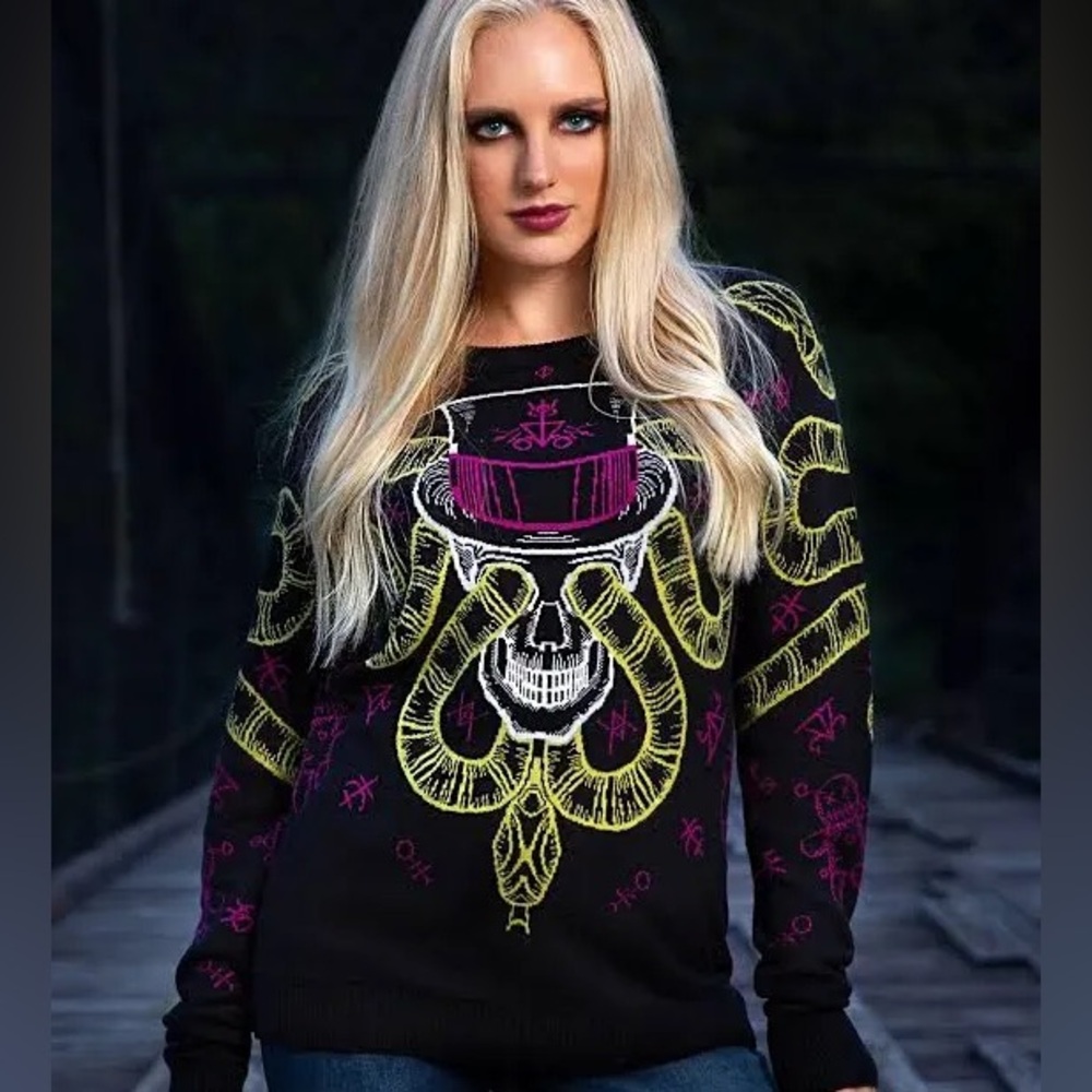 💎RARE💎🆕FUN Novelty Voodoo Sweater, Unisex One Size
